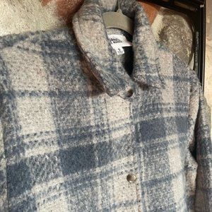 LIKE NEW - COZY SHACKET - Steve Madden - Blue Plaid - Size S